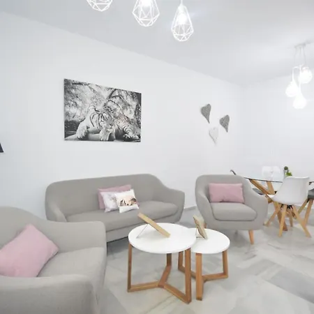 Apartment Centrico En Conil Con Garaje *