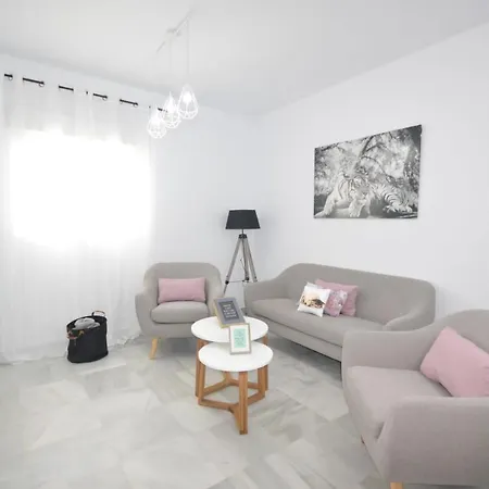 Apartment Centrico En Conil Con Garaje